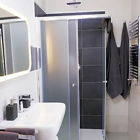 Sikania Casa Diamond Bed & Breakfast 4*