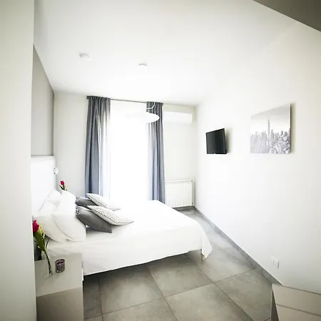 Sikania Casa Diamond Bed & Breakfast
