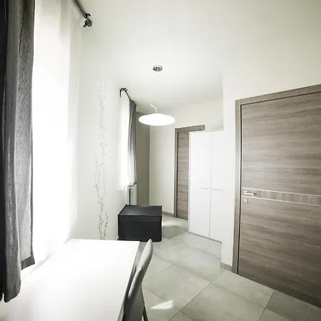Sikania Casa Diamond *